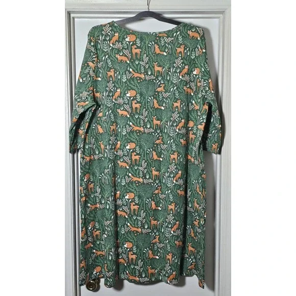 Winter Water Factory Helsinki Deer & Foxes Dress XXXL 3XL Green NWOT 3/4 Sleeve - Picture 2 of 6